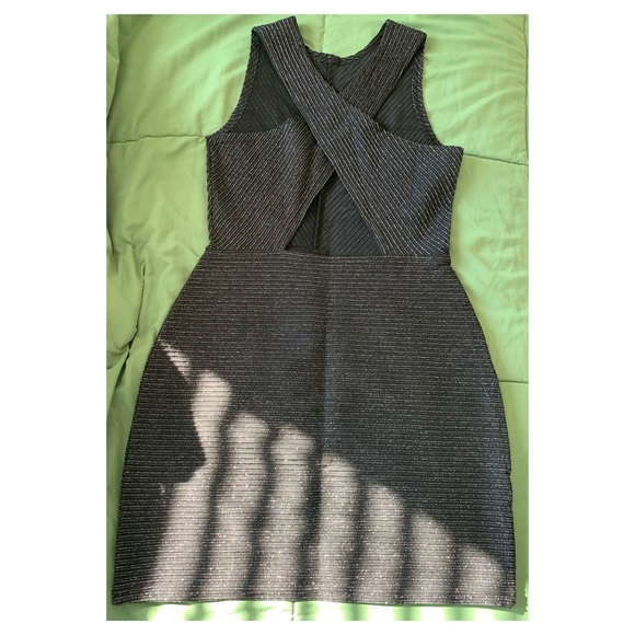 COPY - BLACK MINI DRESS SIZE M NO TAGS NEVER USED TRIED ONCE HOLIDAYS DRESS MAN… - Picture 2 of 7